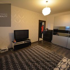 TRNAVA REALITY - 1-izb. byt s loggiou a pivnicou na Nerudovej ulici v Trnave