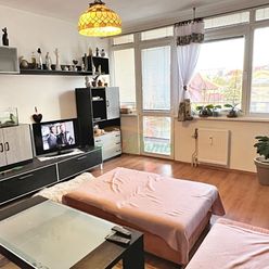 4 - izbový byt s loggiou,  Štefániková, Prešov – centrum