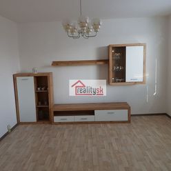 Priestranný 3 izbový byt v Petržalke