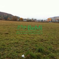 Na predaj pozemok 10 060 m2 v obci Banská Bystrica - Kremnička (ID-016-14-ZUS)