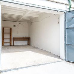 TREBIŠOVSKÁ - na predaj garáž v radovej zástavbe, 18 m2 - po rekonštrukcii - Košice- Terasa