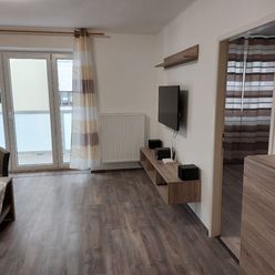 3-izbový byt +KK 66 mm2 po rekonštrukcii Trenčín-Zámostie