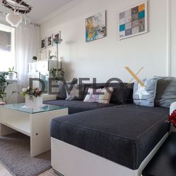IBA U NÁS – Na predaj slnečný kompletne zariadený 3 izbový byt s dvomi balkónmi v Malackách