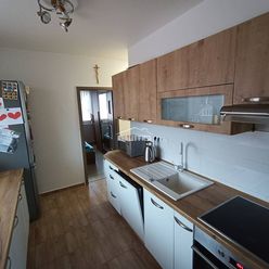 Na predaj 3-izbový byt, Plevník-Drienové