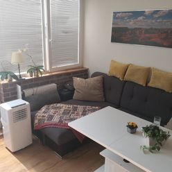 Ponúkame na predaj moderný 2-izbový byt na Závodnej ul. v Bratislave