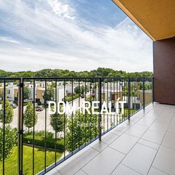 DOM-REALÍT ponúka priestranný 2 izbový byt s nádherným výhľadom – Slnečnice Viladomy na ulici Žltá