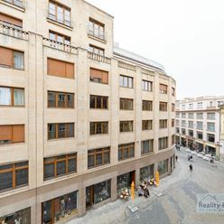 BA Staré mesto - Predaj pekného 4 izbového bytu na výnimočnom mieste, 100 m2, výťah
