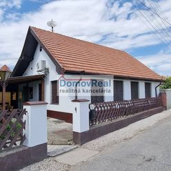Reštaurácia a penzión na predaj v obci Trstená na Ostrove