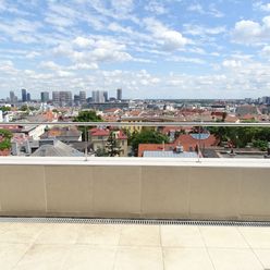 IMPREAL »»» Staré Mesto »» Priestranný 2 izbový byt (99m2) s veľkou terasou » panoramatický výhľad »