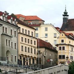 Predaj lukratívny bytový dom v Starom meste Mikulášska ulica v Bratislave.