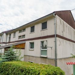 Ponúkame Vám exkluzívne na predaj priestranný 4i byt s garážou vo Svätom Antone, okres Banská Štiavn