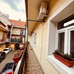 Na predaj 2-izbový byt  na Obchodnej ulici v centre Bratislavy - Staré Mesto