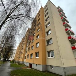 EXKLUZÍVNE: Kompletne prerobený 4i byt na Vlčincoch I, ul. Dobšinského