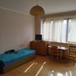 Predám 2-izb. byt v centre Lučenca