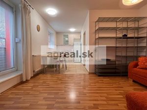 Prenájom, slnečný 2-izb. byt v staršej novostavbe v Top lokalite- Dulovo nám., Niťova ul., BA II- Ni
