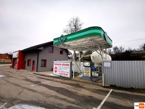 TOP CENA! Exkluzívne na predaj investičná príležitosť v obci Kriváň, LPG čerpacia stanica s autod.