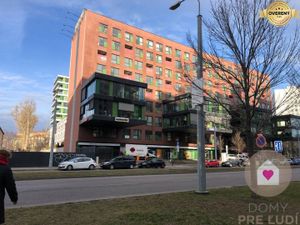 BA/RUŽINOV - reprezentatívne administratívne priestory s parkovaním