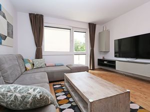 2-izbový klimatizovaný byt na predaj, Haburská, Ružinov