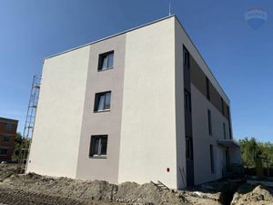 REZERVÁCIA!! Predaj 3 izbový byt v Dunajskej Strede, Poľná cesta, 89 m2, 2 parkovacie miesta