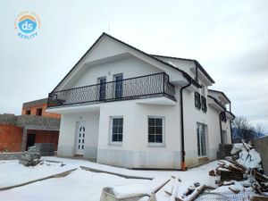 Na predaj novostavba rodinný dom, 282 m2, Trenčín - Orechové