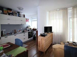 Predaj 2 izbový byt s balkónom, parkovacím miestom Záhradnícka, novostavba
