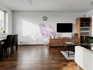 Na predaj veľkometrážny 2 izbový byt v Pezinku
