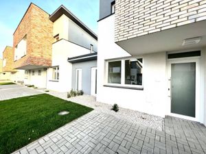 Predaj: Rodinný dom, Dunajská Streda, 4 izby, pozemok 189 m2, 93,10 m2 ÚP, rd16b