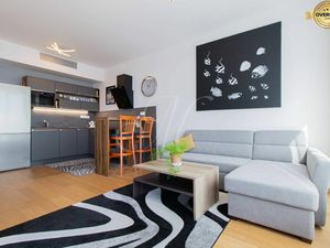 Dizajnový 2i byt v SKYPARK s lodžiou s panoramatickým výhľadom