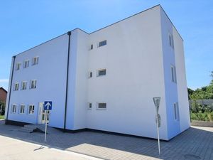 Exkluzívne PNORF – novostavba, 1i byt, fr. balkón, parkovacie státie, 64.900,-€, H. Trhovište