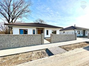 Predaj rodinného domu v Dunajskej Strede, novostavba, 4 izby, pozemok 600 m2, RD2