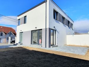 Exkluzívne PNORF – novostavba 4i RD, 115 m2, 169 m2, terasa, Sereďská cesta, Šulekovo - Hlohovec