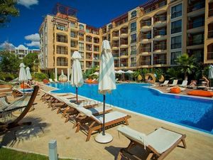 2- izbový apartmán s výhľadom na bazén, top luxusný komplex Harmony Suites 2, Slnečné pobrežie, Bulh