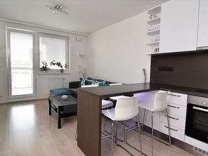 Novostavba 3 izb. bytu s lodžiou a parkovaním v Dúbravke na Dúbravčickej ul.