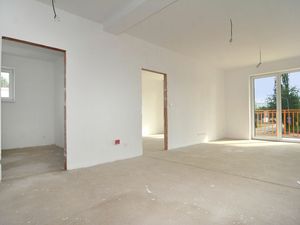 Slnečný 3 izbový BYT- komorná novostavba 2021, 79,68 m2, Rezidencia ŽELEZNIČNÁ, VRAKUŇA, BA II