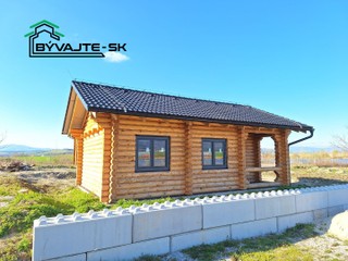 Rekreačná zrubová chata v obci Koš pri Prievidzi.