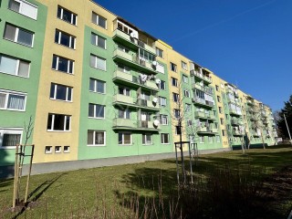 DIRECTREAL|Slnečný, veľmi dobre situovaný a útulný 3-izb. byt s balkónom