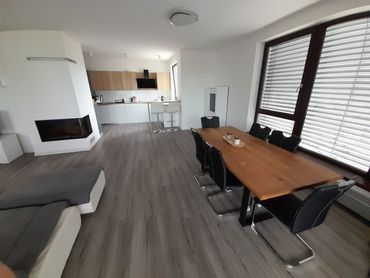 Luxusný a moderne zariadený 4-izbový byt v blízkosti Horského parku (A4.1.4)