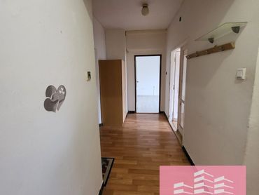 Na predaj 2 izbový byt, 57 m2 v pôvodnom stave, Nová Dubnica- Sad kpt.Nálepku 48/4