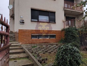 Na predaj dvojgeneračný dom v obci Šoporňa