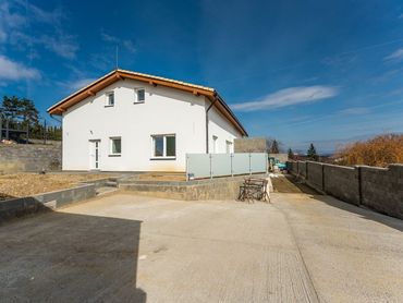 Dvojpodlažný rodinný dom, Košice – Pereš, ul. Na Košarisku.
