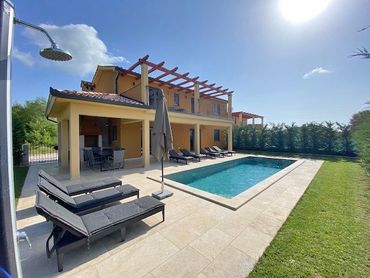 5 izbový rodinný dom na predaj Nedešćina, Istria