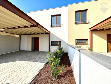 Predaj: Rodinný dom, Dunajská Streda, 5 izieb,  ÚP 104 m2, záhrada, parkovanie, pozemok 262 m2, rd4