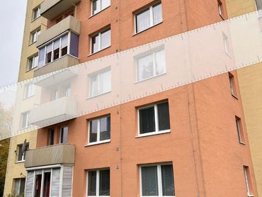 Trenčín/Centrum - na predaj  veľký 3 izb  byt s balkónom  v pôvodnom stave