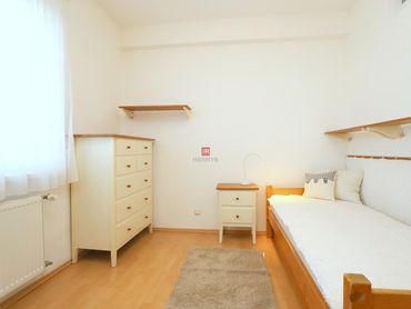 HERRYS - Na prenájom kompletne zariadený 3 - izbový byt na Vajnorskej ulici v objekte Nová Doba I.