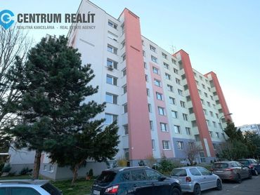 REZERVOVANE´1-izbový byt v zrekonštruovanom dome, BA - Vrakuňa, Slatinská ul.