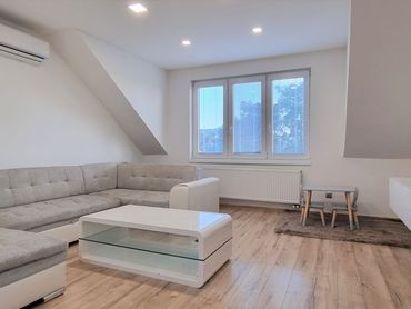 Exkluzívne PNORF – 2i byt, 63 m2, kompl. rekonštrukcia, nezáv. vykurovanie, klimatizácia, 2x pivnica