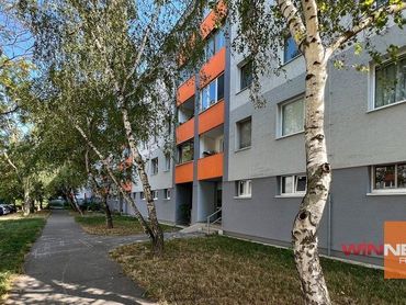 Predaj veľký 4-izbový byt, 88,30 m2, Lietavská ulica, Bratislava - Petržalka