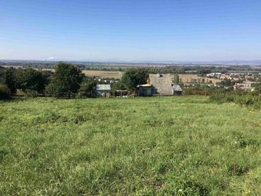 VIV Real predaj lukratívneho pozemku v Sokolovciach s výhľadom na Piešťany a okolie