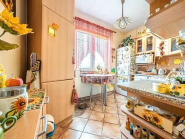 NÁRODNÁ TRIEDA- slnečný útulný byt v žiadanej lokalite, v širšom centre mesta - KOŠICE