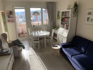 Kompletne zrekonštruovaný 3-izbový byt, Dúbravka